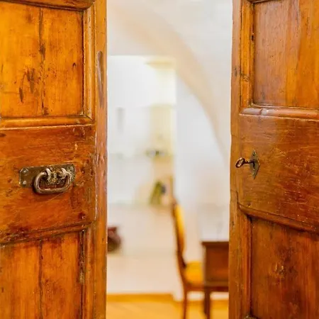 Palazzo Di Citta Бари