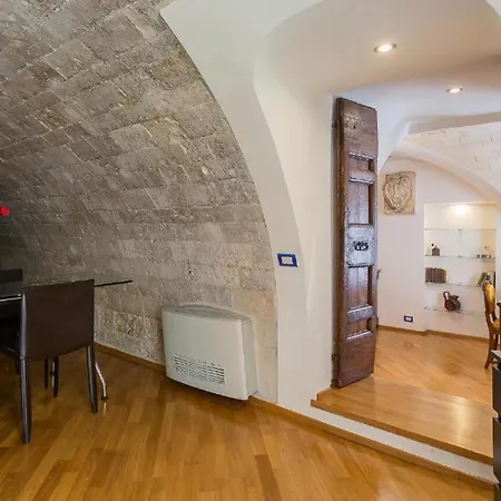 Palazzo Di Citta Бари