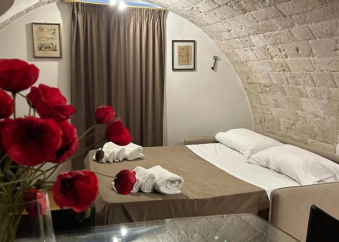 Palazzo Di Citta * בארי