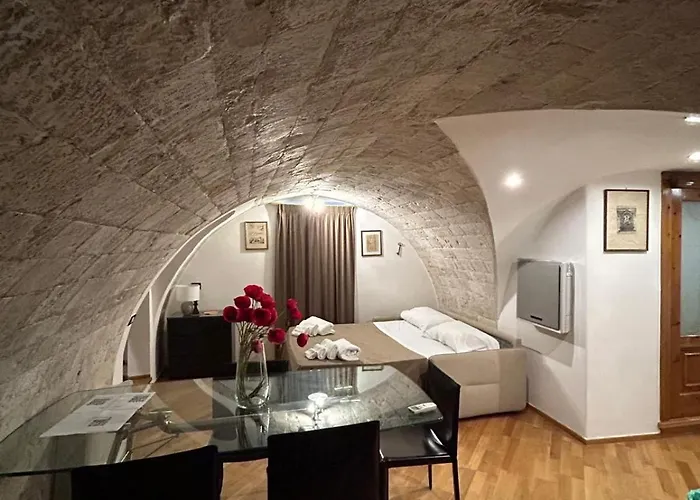 Palazzo Di Citta בארי